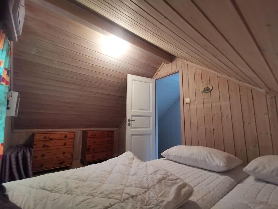 Ferie Pa Bryggekanten I Kristiansand, Flekkeroy ภายนอก รูปภาพ