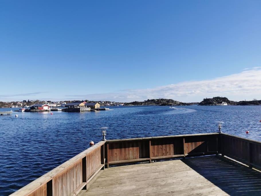Ferie Pa Bryggekanten I Kristiansand, Flekkeroy ภายนอก รูปภาพ