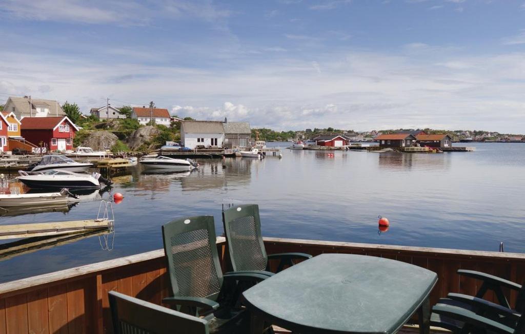 Ferie Pa Bryggekanten I Kristiansand, Flekkeroy ภายนอก รูปภาพ