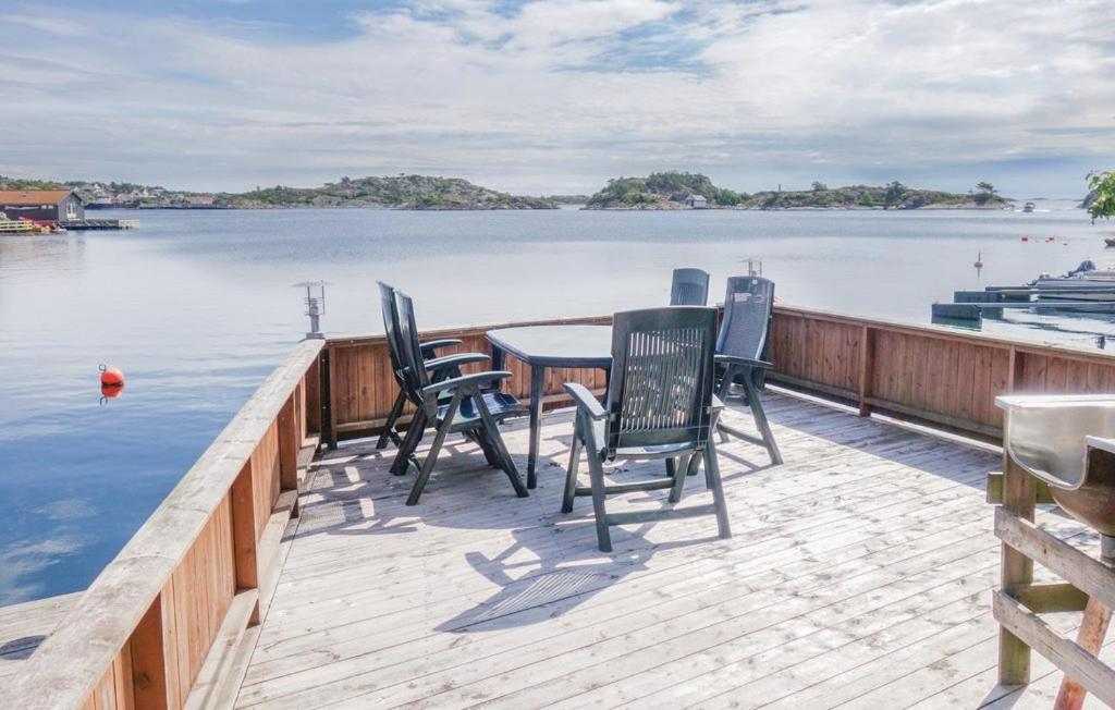Ferie Pa Bryggekanten I Kristiansand, Flekkeroy ภายนอก รูปภาพ